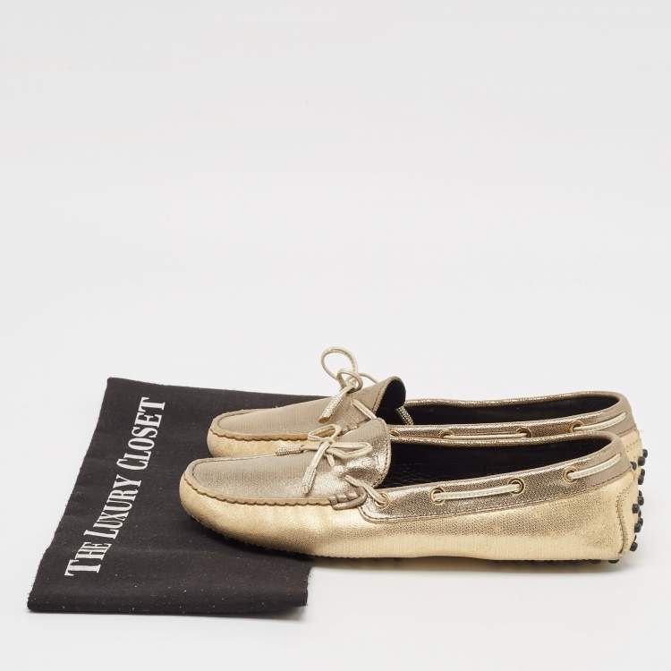 Pre Owned Tod's Grey/Gold Textured Suede Bow Slip On Loafers Size 38