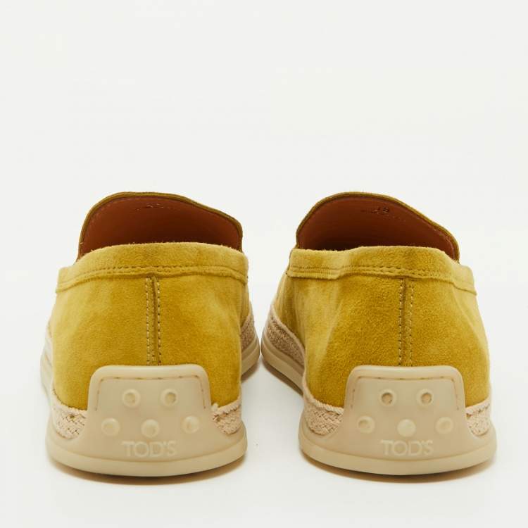 Pre Owned Tods Mustard Suede Driving Loafers Size 38
