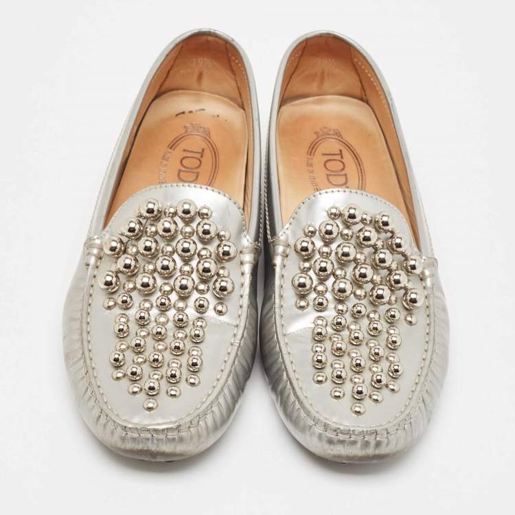 Pre Owned Tod's Silver Leather Studded Gommini Loafers Size 39.5