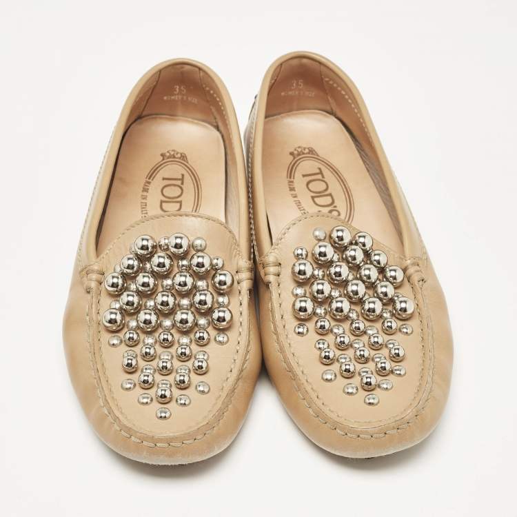Pre Owned Tod's Beige Leather Studded Slip On Loafers Size 35