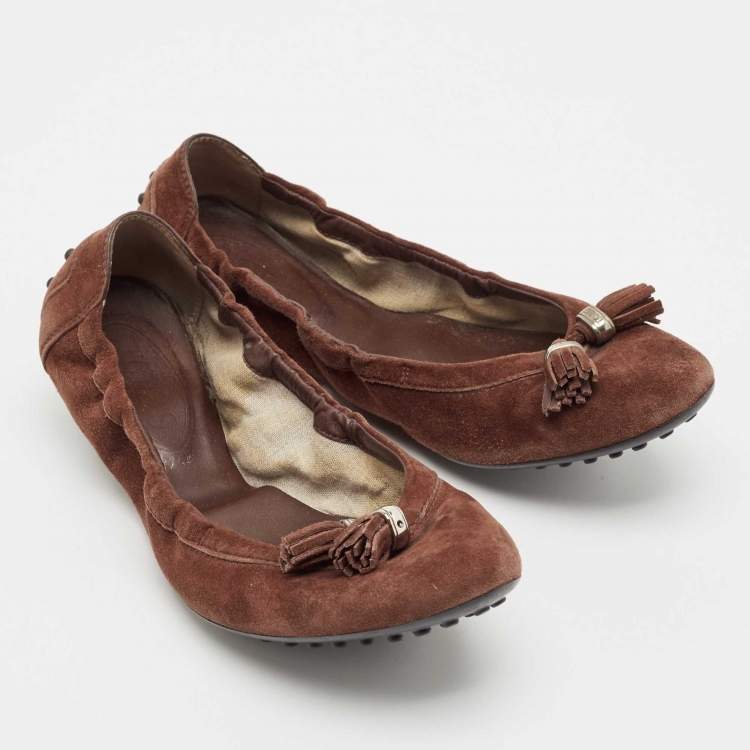 Pre Owned Tod's Dark Brown Suede Scrunch Ballet Flats Size 38