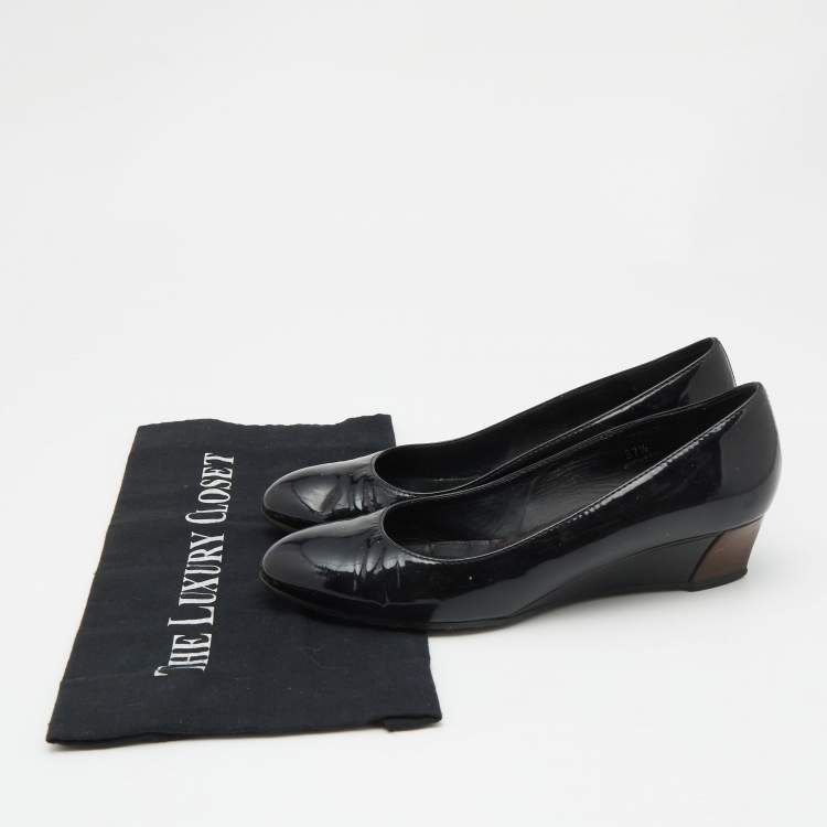 Pre Owned Tod's Black Patent Leather Wedge Pumps Size 37.5