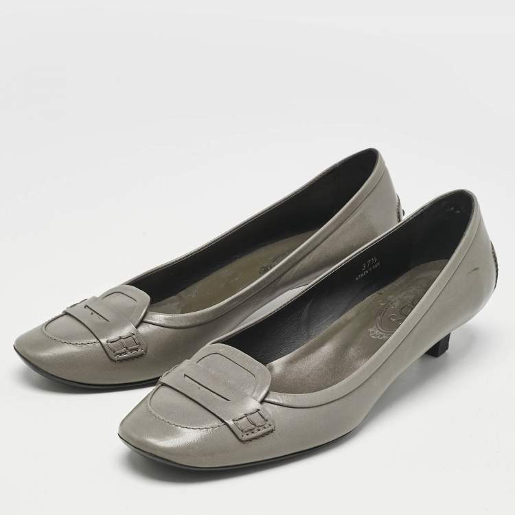 Pre Owned Tod's Green Leather Loafer Pumps Size 37.5