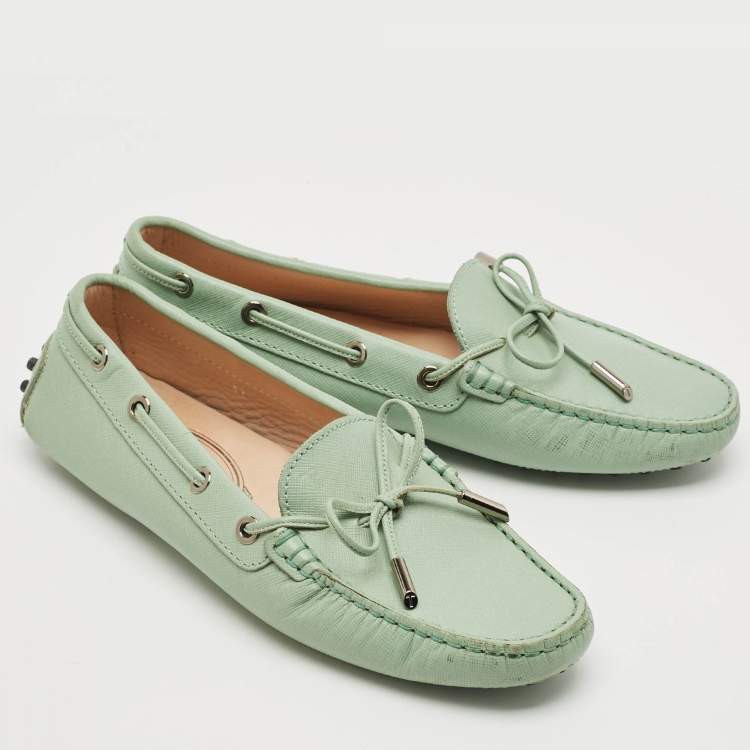 Pre Owned Tod's Green Leather Gommino Slip On Loafers Size 37