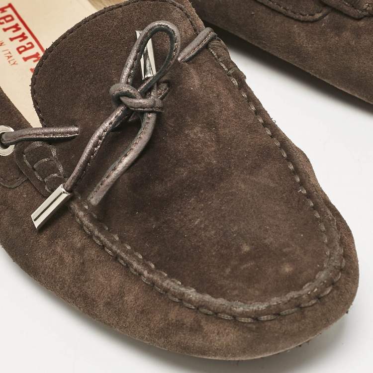 مملوكة مسبقًا Tod's for Ferrari Brown Suede Bow Slip On Loafers Size 39.5