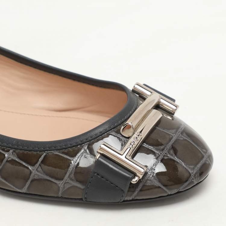 Pre Owned Tod's Green Croc Embossed Patent Leather Ballet Flats Size 36.5