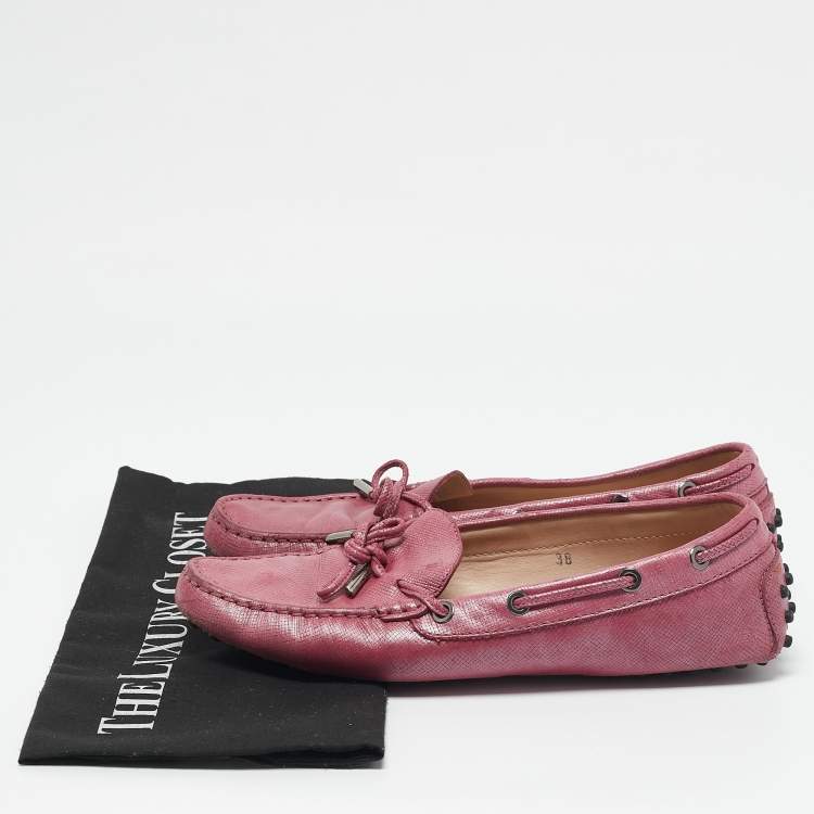 Pre Owned Tod's Metallic Pink Leather Bow Slip On Loafers Size 38