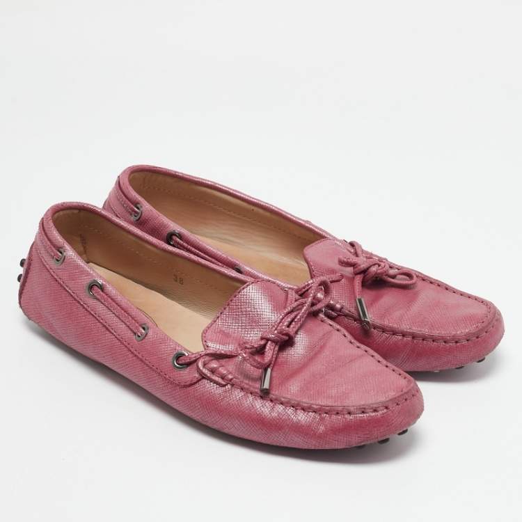 Pre Owned Tod's Metallic Pink Leather Bow Slip On Loafers Size 38