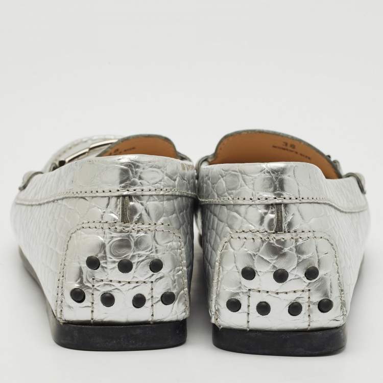 Pre Owned Tod's Silver Croc Embossed Leather Slip On Loafers Size 38
