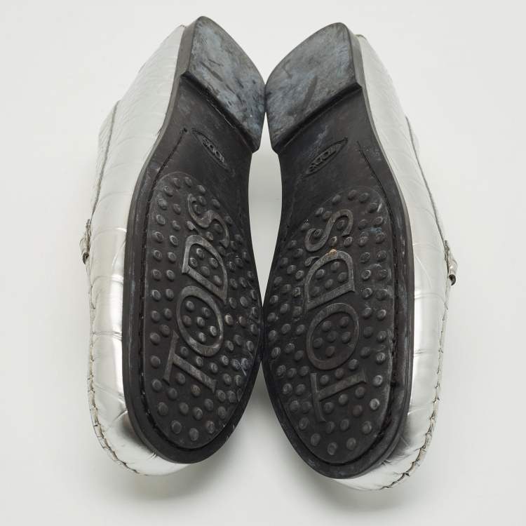 Pre Owned Tod's Silver Croc Embossed Leather Slip On Loafers Size 38