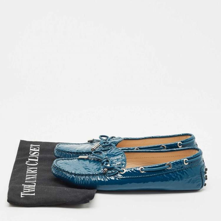 Pre Owned Tod's Blue Patent Leather Bow Slip On Loafers Size 38