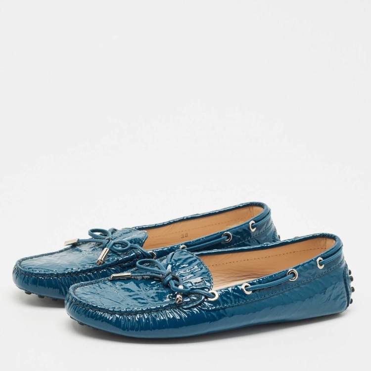 Pre Owned Tod's Blue Patent Leather Bow Slip On Loafers Size 38