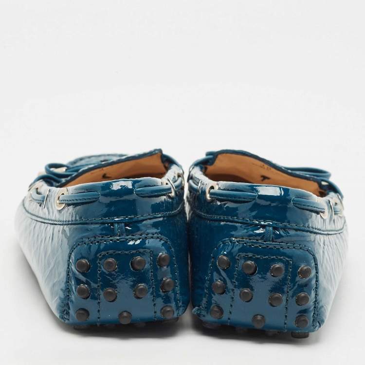 Pre Owned Tod's Blue Patent Leather Bow Slip On Loafers Size 38