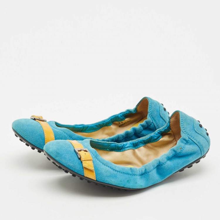 Pre Owned Tod's Blue/Yellow Suede and Patent Leather Trim Buckle Detail Scrunch Ballet Flats Size 36