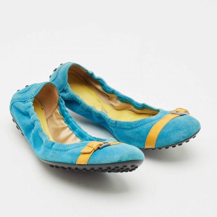 Pre Owned Tod's Blue/Yellow Suede and Patent Leather Trim Buckle Detail Scrunch Ballet Flats Size 36