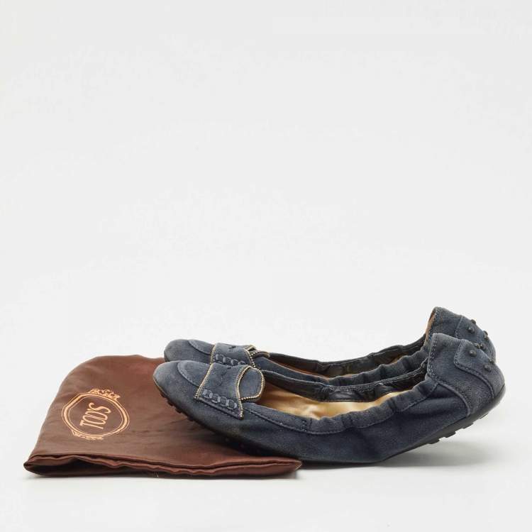 Pre Owned Tod's Blue Suede Buckle Scrunch Ballerina Flats Size 38.5