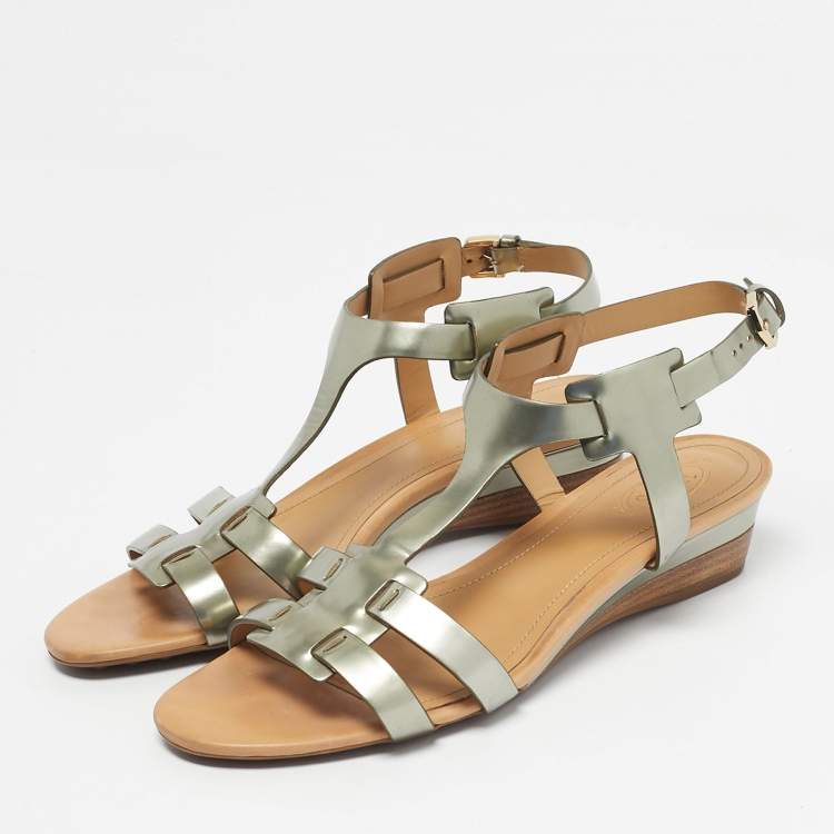Pre Owned Tod's Gold Leather Ankle Strap Sandals Size 38