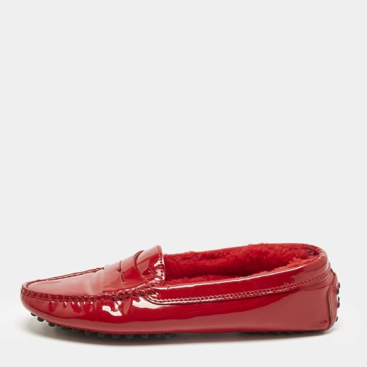 Pre Owned Tod's for Ferrari Red Patent and Shearing Bow Slip On Loafers Size 37