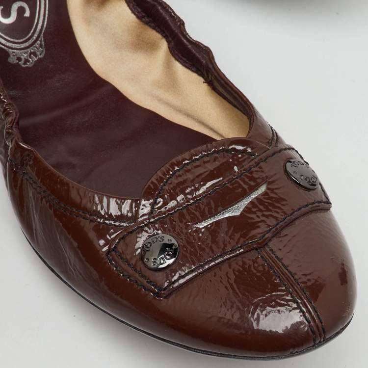 Pre Owned Tod's Dark Brown Patent Leather Scrunch Ballet Flats Size 37