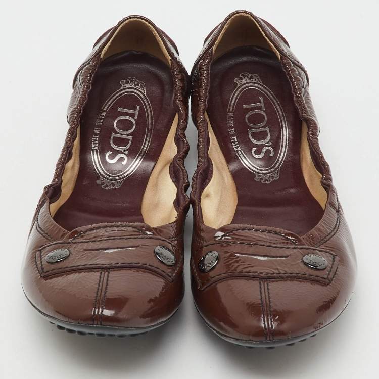 Pre Owned Tod's Dark Brown Patent Leather Scrunch Ballet Flats Size 37