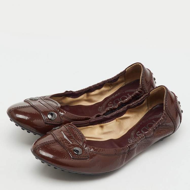 Pre Owned Tod's Dark Brown Patent Leather Scrunch Ballet Flats Size 37