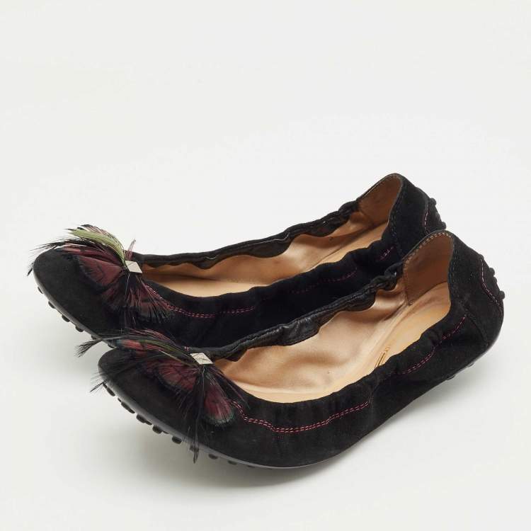 Pre Owned Tod's Black Suede Scrunch Feather Embellish Ballet Flats Size 39