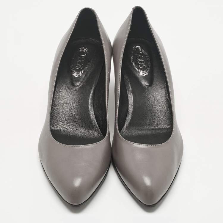 Pre Owned Tod's Grey Leather Wedge Pumps Size 40.5