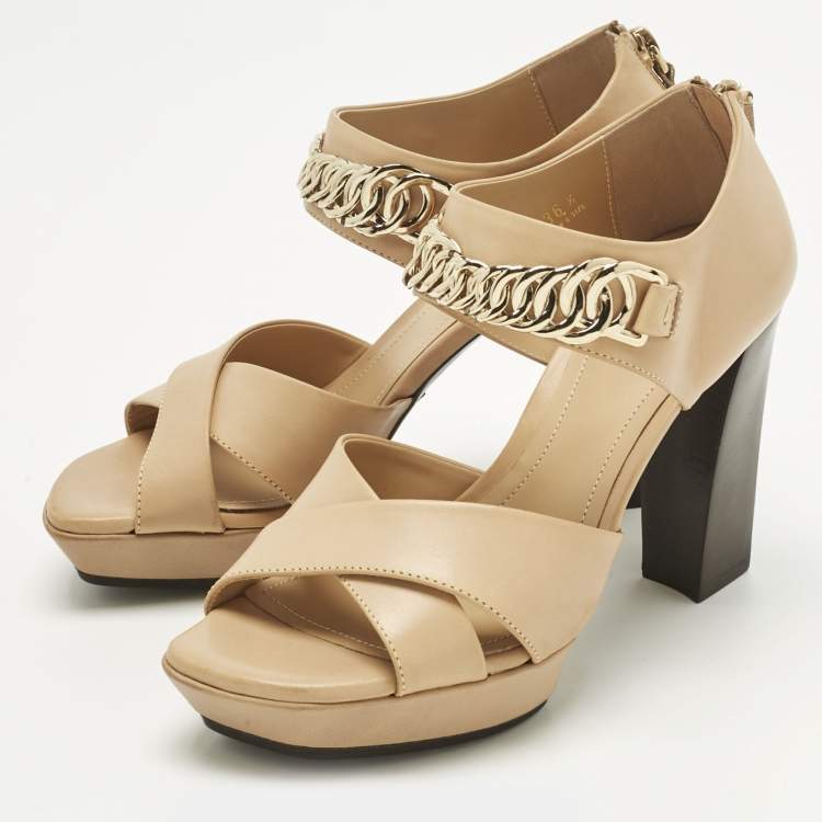 Pre Owned Tod's Beige Leather Chainlink Sandals Size 36.5