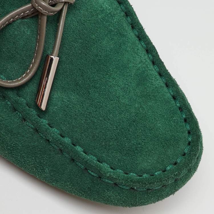 Pre Owned Tod's Green Suede Gommino Bow Slip On Loafers Size 36