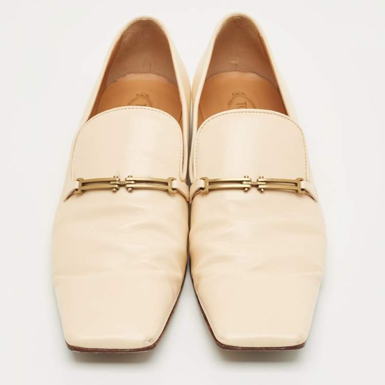 Pre Owned Tod's Beige Leather Slip On Loafers Size 40