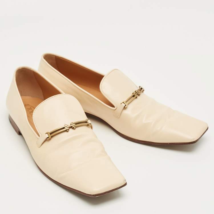Pre Owned Tod's Beige Leather Slip On Loafers Size 40