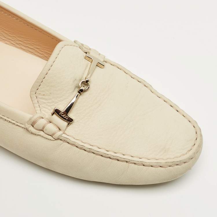Pre Owned Tod's Cream Nubuck Leather Loafers Size 39.5