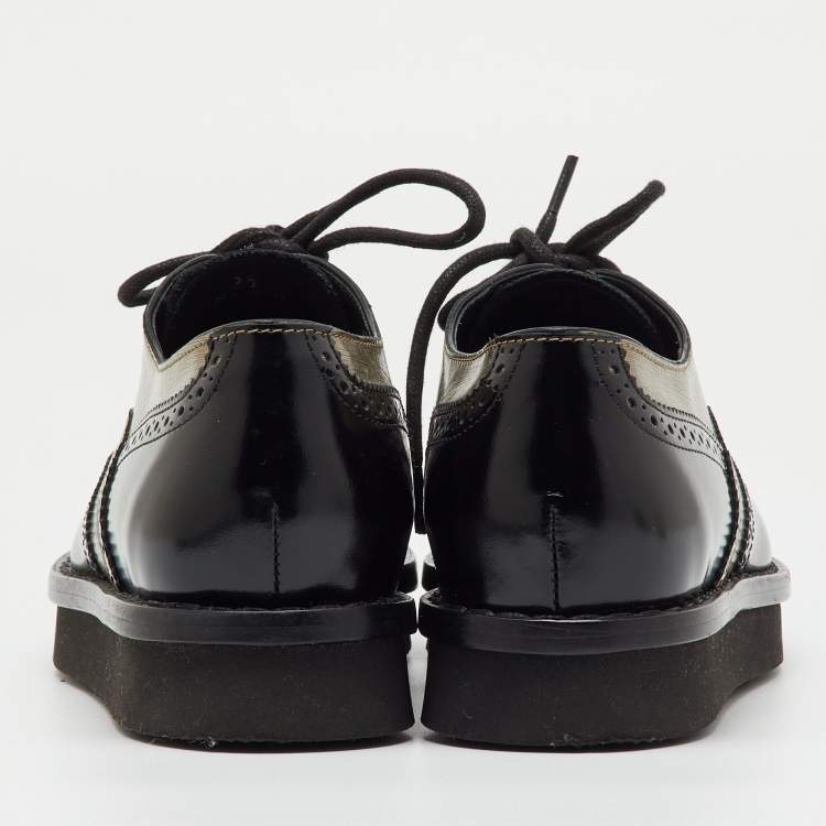 مملوكة مسبقًا Tod's Black/Metallic Gold and Leather Brogue Wingtip Lace Up Oxfords Size 36