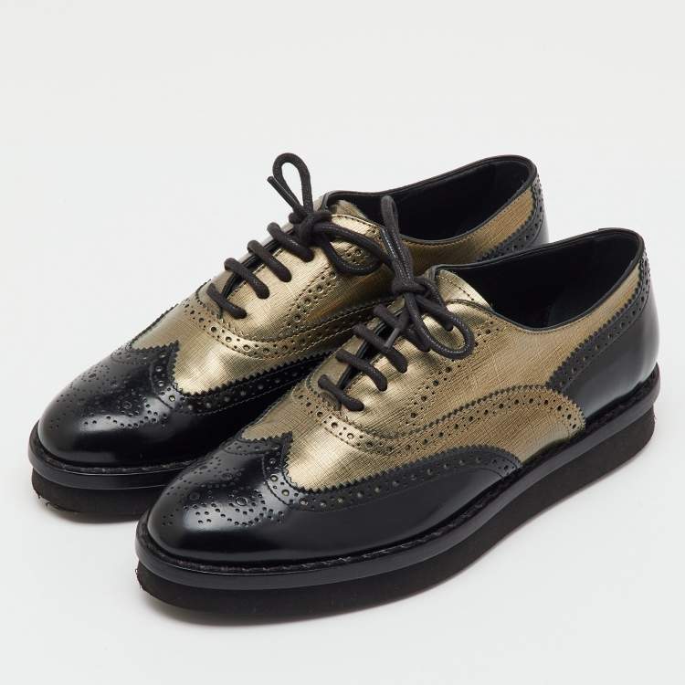 مملوكة مسبقًا Tod's Black/Metallic Gold and Leather Brogue Wingtip Lace Up Oxfords Size 36