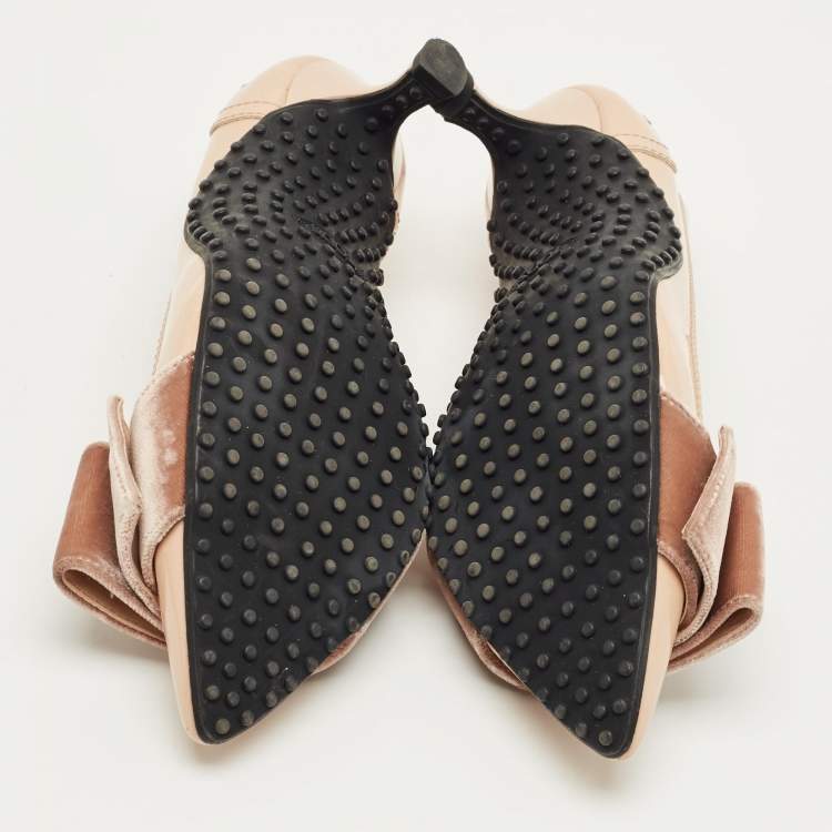 Pre Owned Tod's Beige Patent Leather Loafer Pumps Size 35