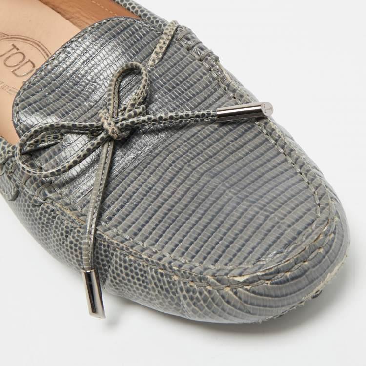Pre Owned Tod's Size 40.5 Grey Lizard Embossed Leather Bow Slip On  Loafers