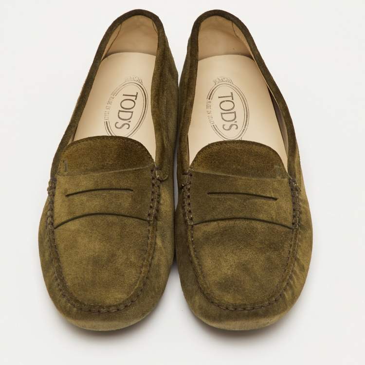 مملوكة مسبقًا Tod's Gommino Size 42 Green Nubuck Leather Driver Loafers