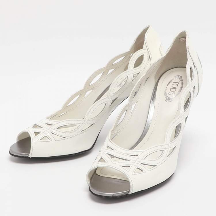 مملوكة مسبقًا Tod's Size 37 White Cutout Patent Leather Peep Toe Pumps
