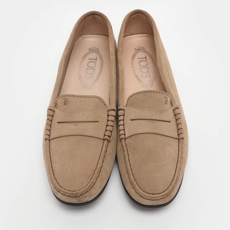 Pre Owned Tod's Gommino Size 37 Beige Suede Flats