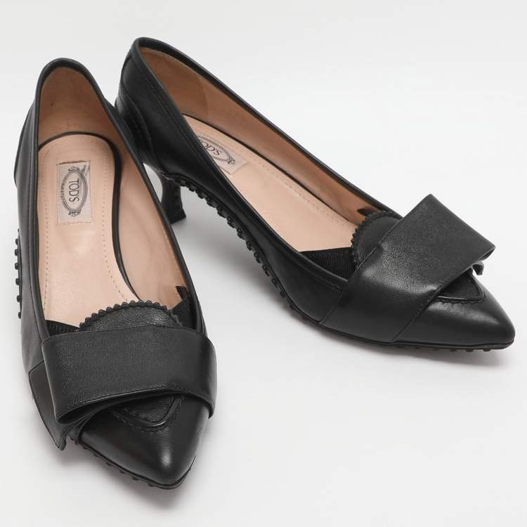 Pre Owned Tod's Size 38.5 Black Leather Pumps