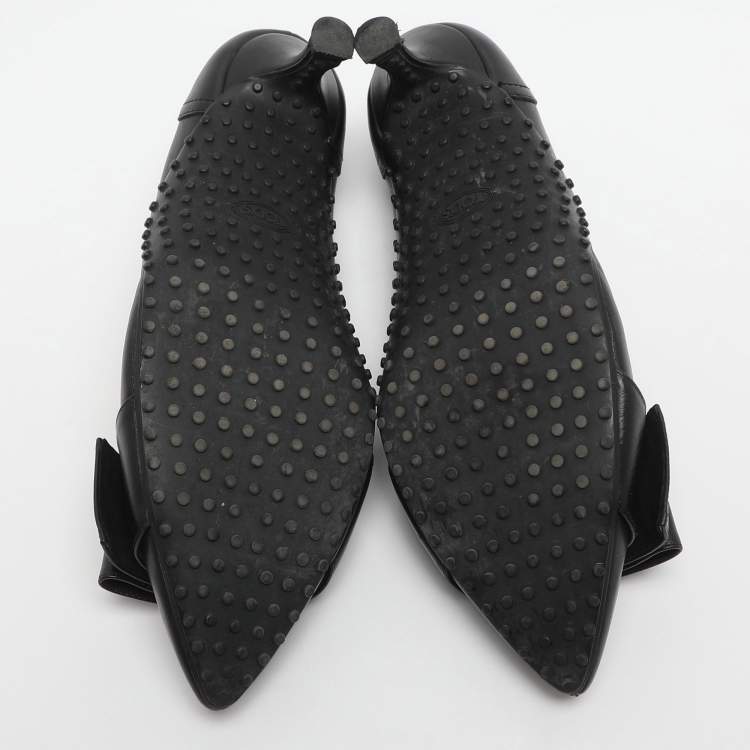 Pre Owned Tod's Size 38.5 Black Leather Pumps