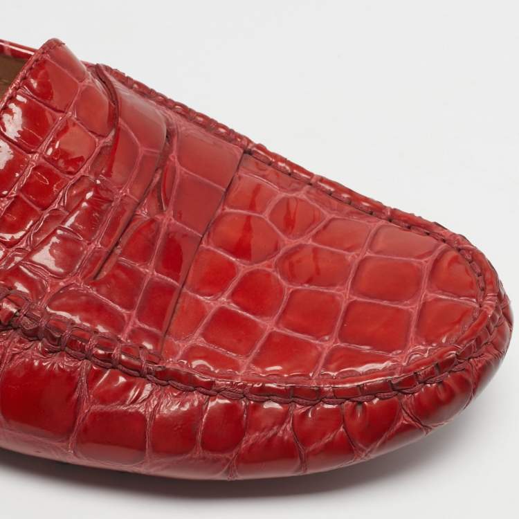 Pre Owned Tod's Size 39.5 Red Croc Embossed Patent Leather Penny Loafers