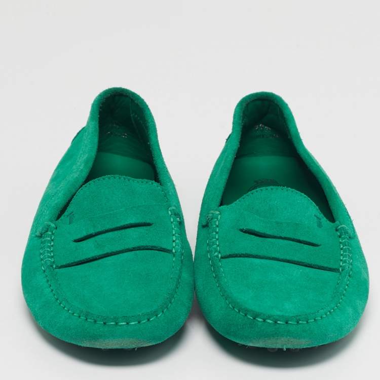 Pre Owned Tod's Gommino Size 39.5 Green Suede Loafers