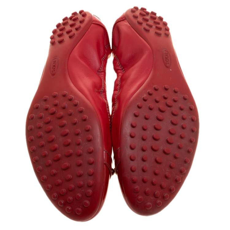 Pre Owned Tod's Red Leather Studs Detail Scrunch Ballet Flats Size 37