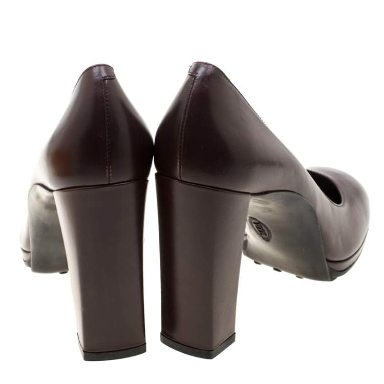 Pre Owned Tod's Brown Leather Block Heel Pumps Size 40