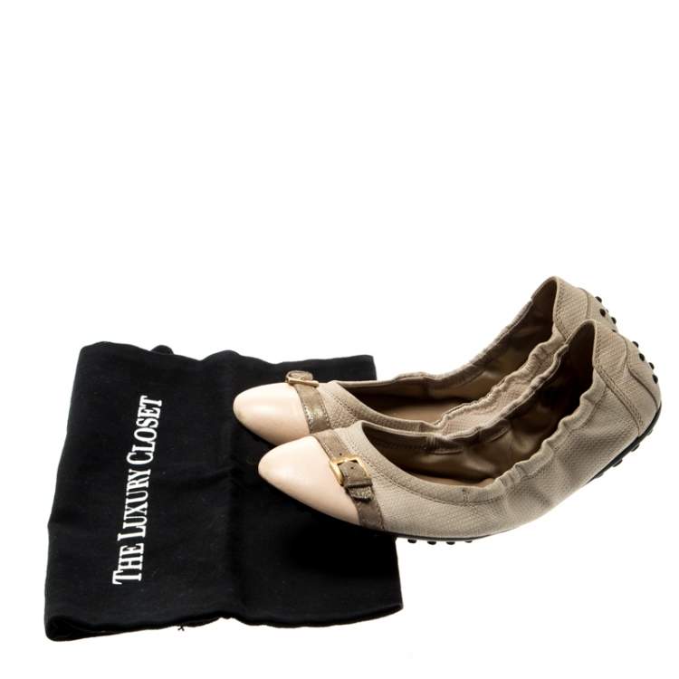 Pre Owned Tod's Beige/Pale Pink Textured Leather Buckle Detail Scrunch Ballet Flats Size 38.5