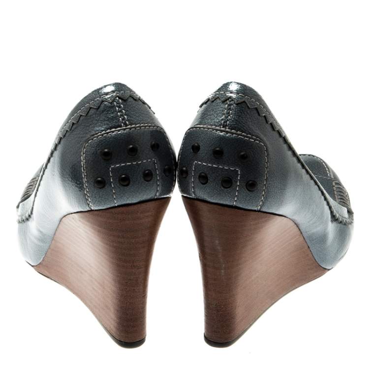 Pre Owned Tod's Blue Textured Leather Wedge Heel Penny Loafer Pumps Size 38.5