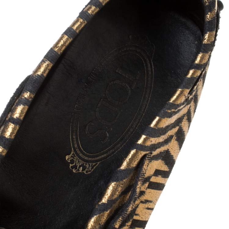 Pre Owned Tod's Black And Metallic Gold Leather Bow Loafers Size 38.5