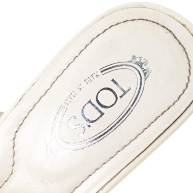 Pre Owned Tod's White Leather Buckle Accented Sandals Size 36