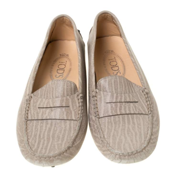 Pre Owned Tod's Beige Textured Leather Penny Loafers Size 37.5